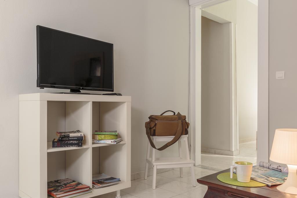 H14 Rooms & Apartments Adults Only Rhodes City Bagian luar foto